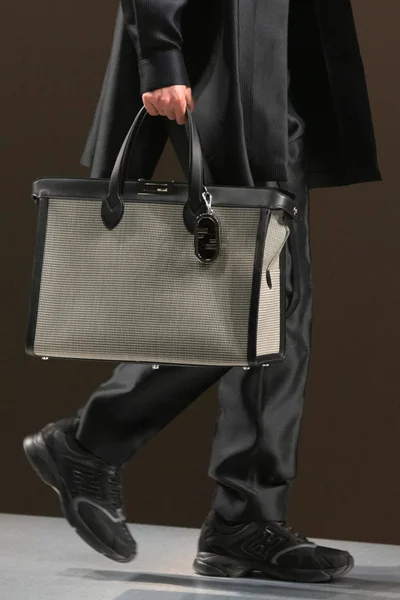Look 40